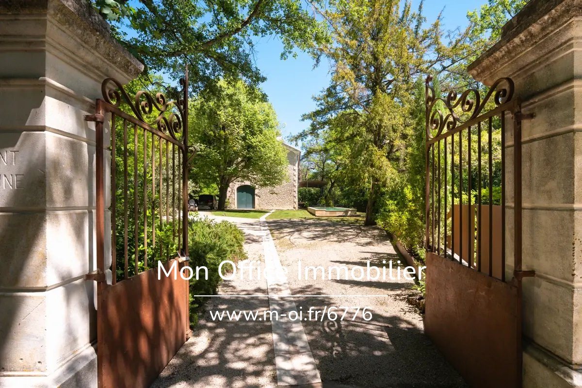 Maison à vendre, 300m², Lourmarin