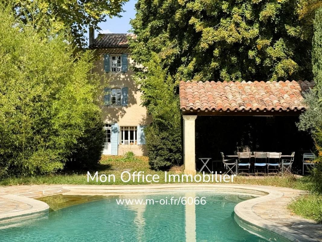 Maison à vendre, 390m², La Tour-d'Aigues