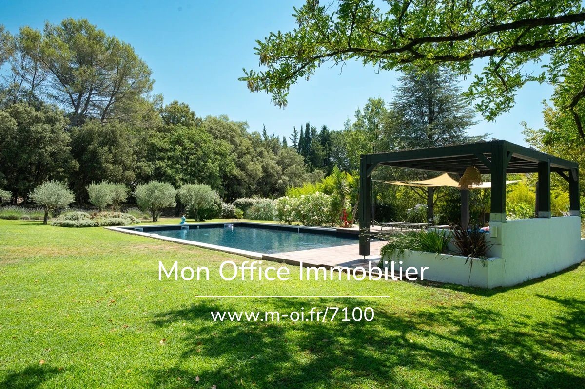 Maison à vendre, 280m², Rognes