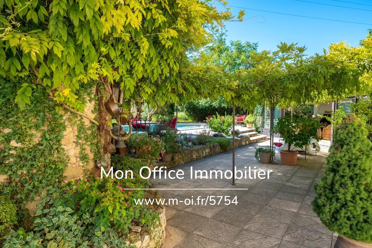 Maison à vendre, 300m², Lamanon