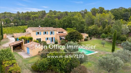 Maison 7 pièces 206 m² · à Rognes · 206 m² · 1 200 000 €
