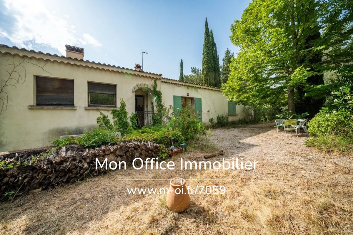 Maison à vendre, 212m², Eguilles