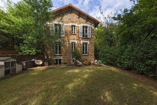 Maison 6 pièces 210 m² · à Vaucresson · 210 m² · 1 450 000 €