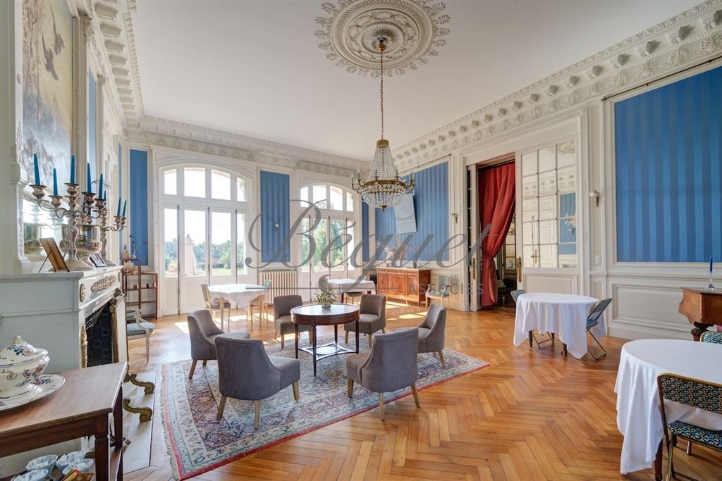 Maison à vendre, 1060m², Azay-le-Rideau