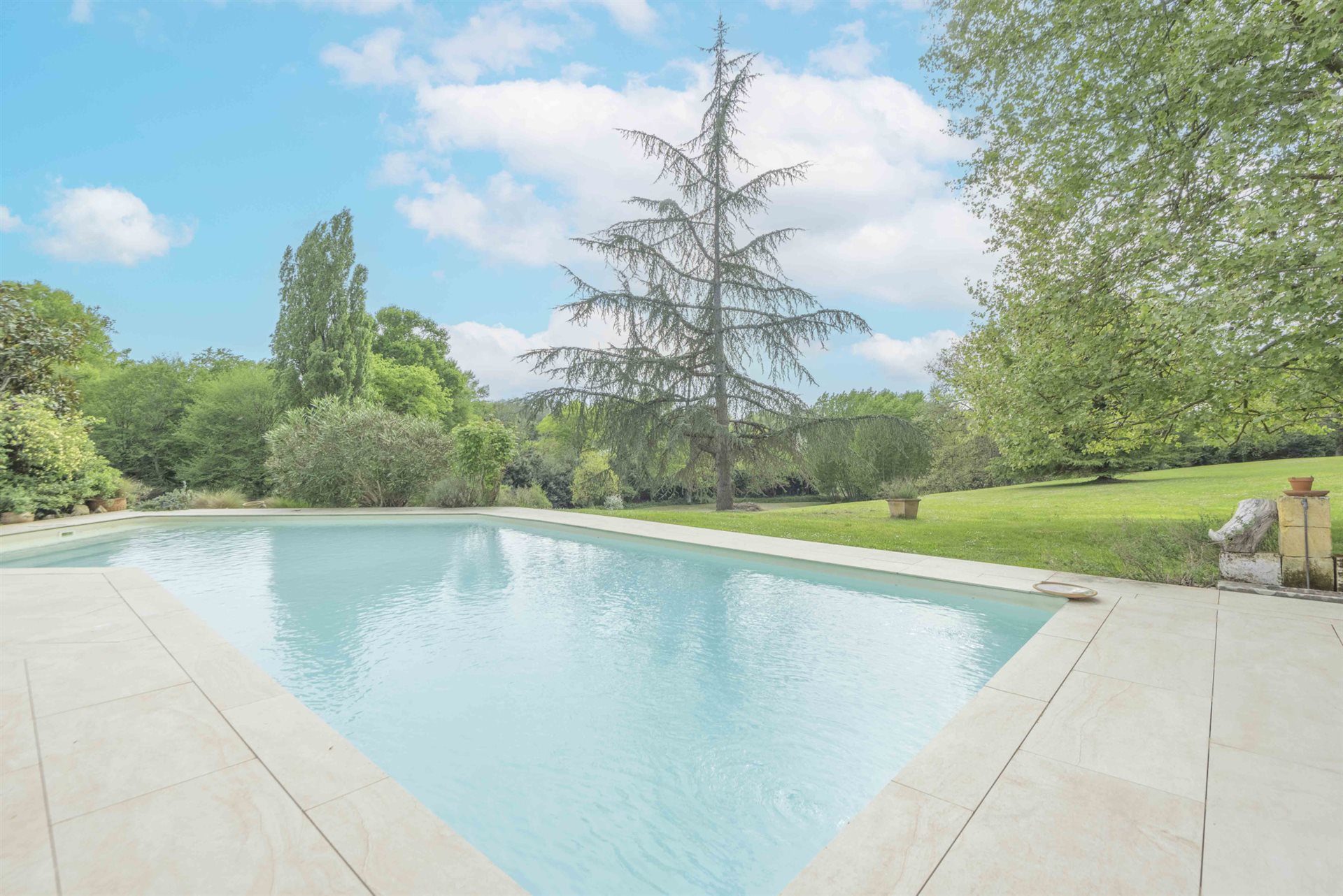 Maison à vendre, 140m², Carignan-de-Bordeaux