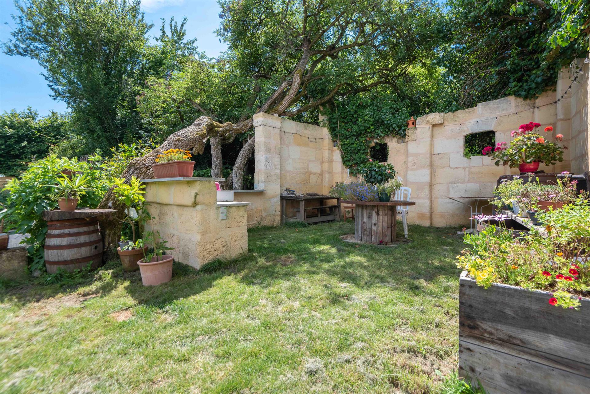 Maison à vendre, 299m², Saint-Caprais-de-Bordeaux