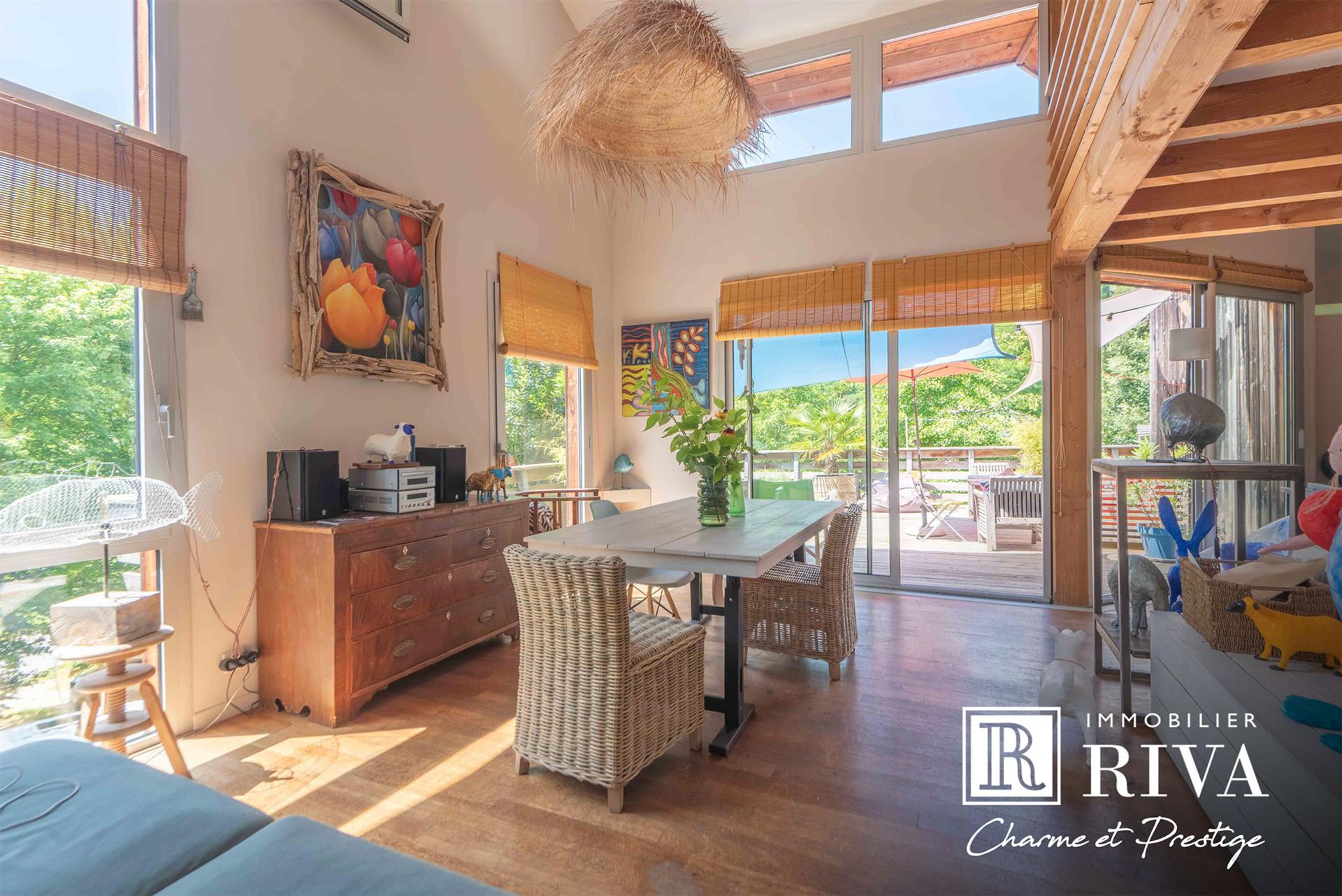 Maison à vendre, 184m², Quinsac