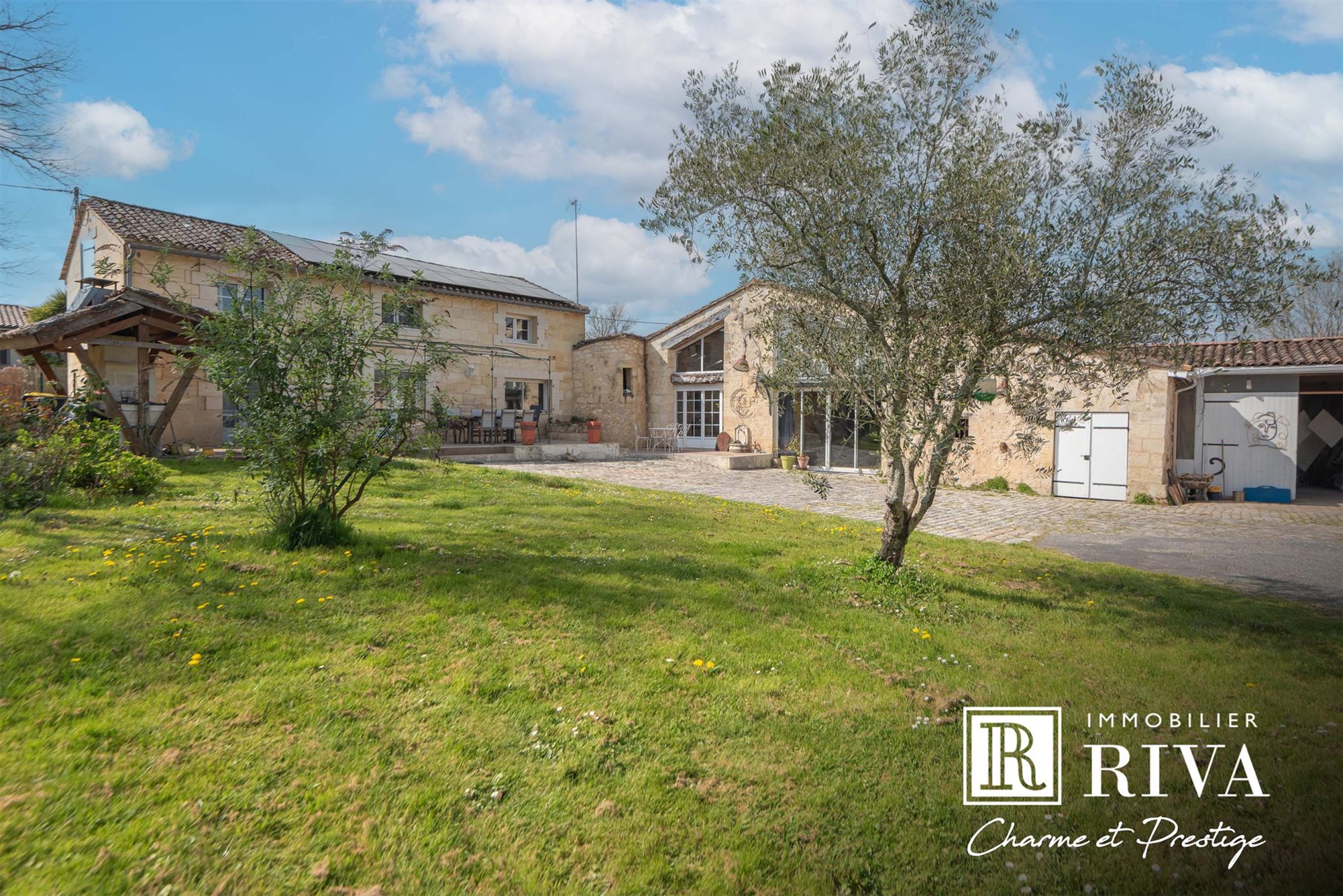 Maison à vendre, 330m², Fargues-Saint-Hilaire