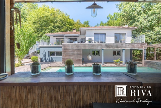 Maison 6 pièces 225 m² · à Camblanes-Et-Meynac · 225 m² · 627 000 €