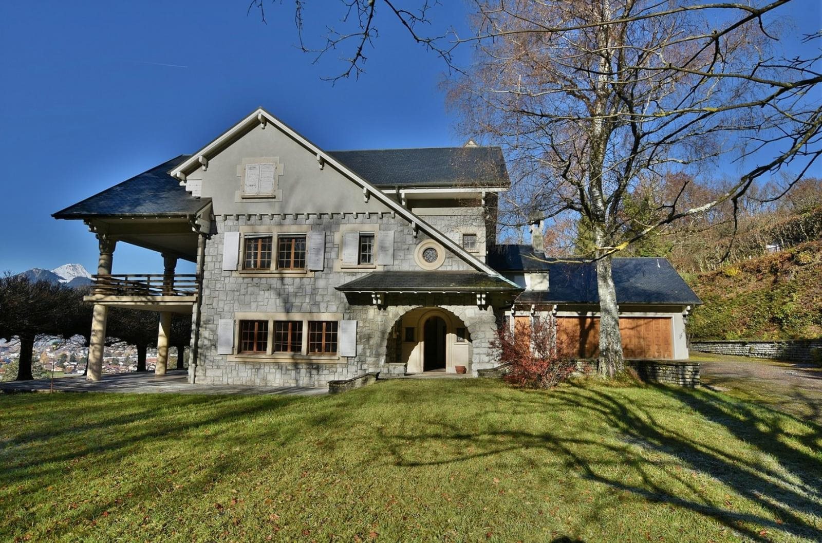 Maison à vendre, 392m², Cluses