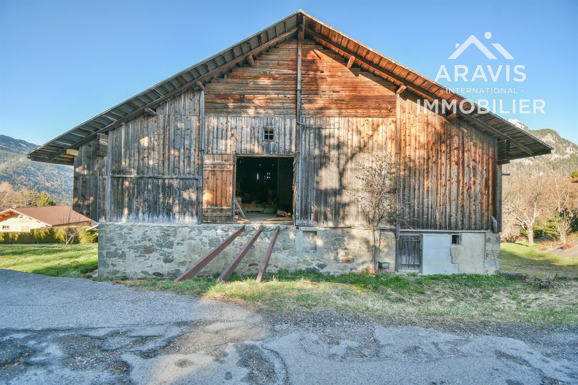 Maison à vendre, 326m², Saint-Jean-de-Sixt