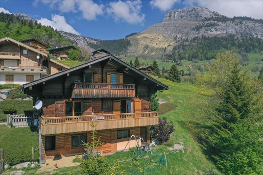 Maison 8 pièces 105 m² · à Le Grand-Bornand · 105 m² · 745 000 €