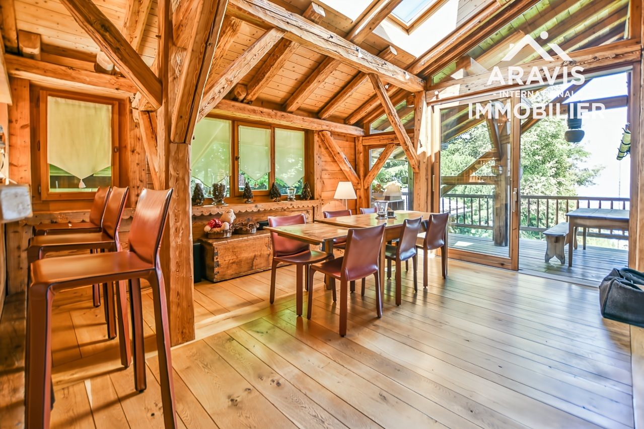 Maison à vendre, 674m², Arâches-la-Frasse (Les Carroz d'Arâches)