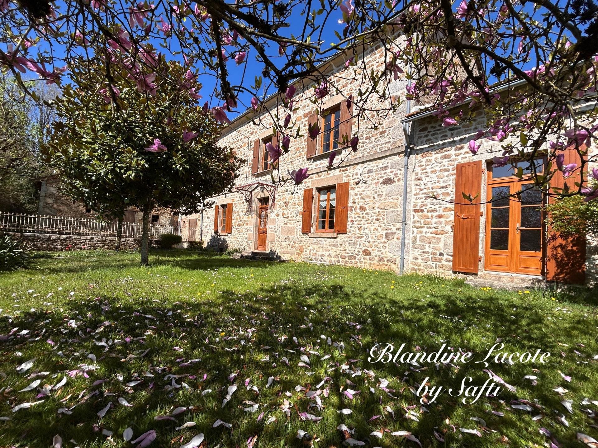 Maison à vendre, 207m², Montboucher