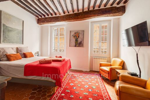 Maison 5 pièces 172 m² · à Cotignac · 172 m² · 350 000 €