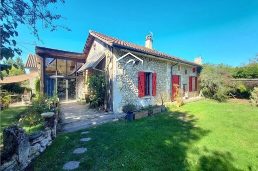 Maison 6 pièces 169 m² · à Créon · 169 m² · 377 600 €