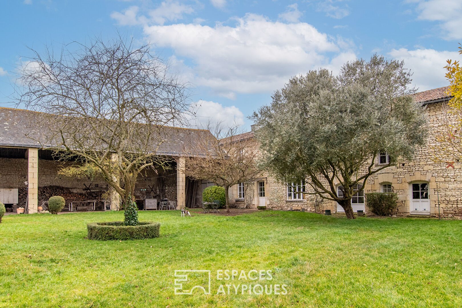 Maison à vendre, 400m², Montreuil-Bellay