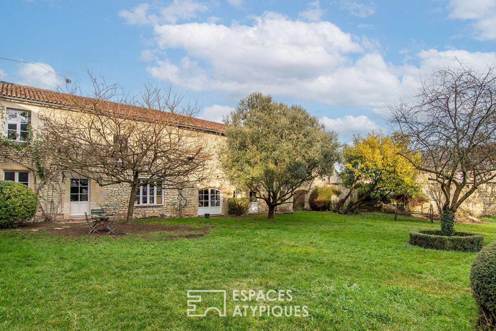 Maison à vendre, 400m², Montreuil-Bellay
