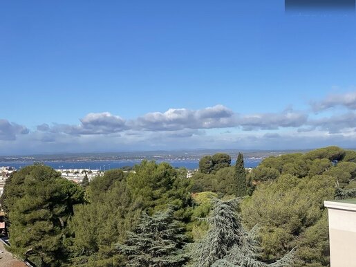 Appartement 5 pièces 76 m² · à Sète · 76 m² · 153 000 €