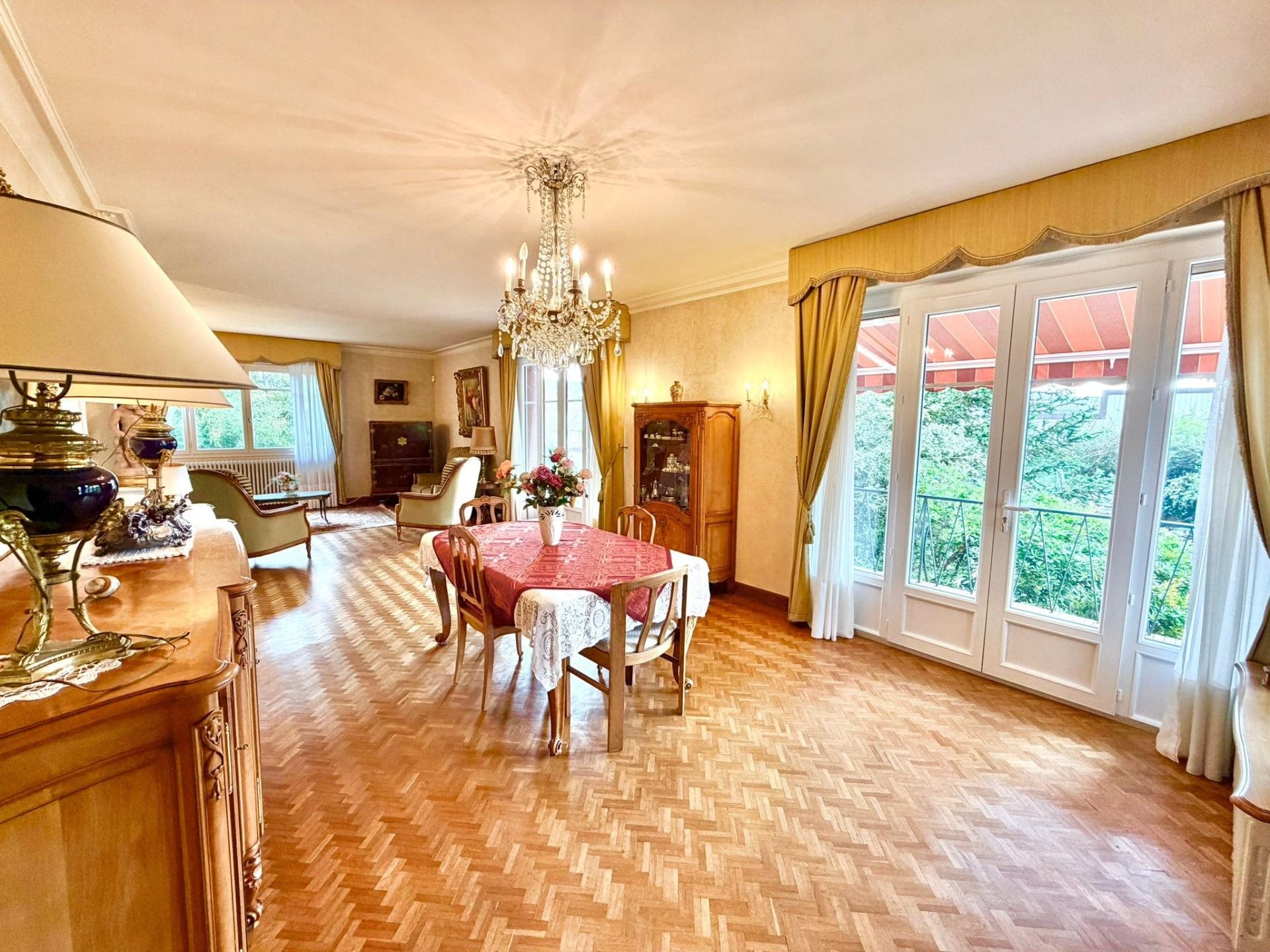 Maison à vendre, 278m², Eauze
