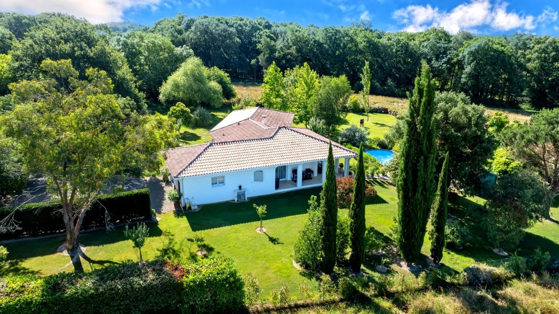 Maison à vendre, 141m², Cazaubon