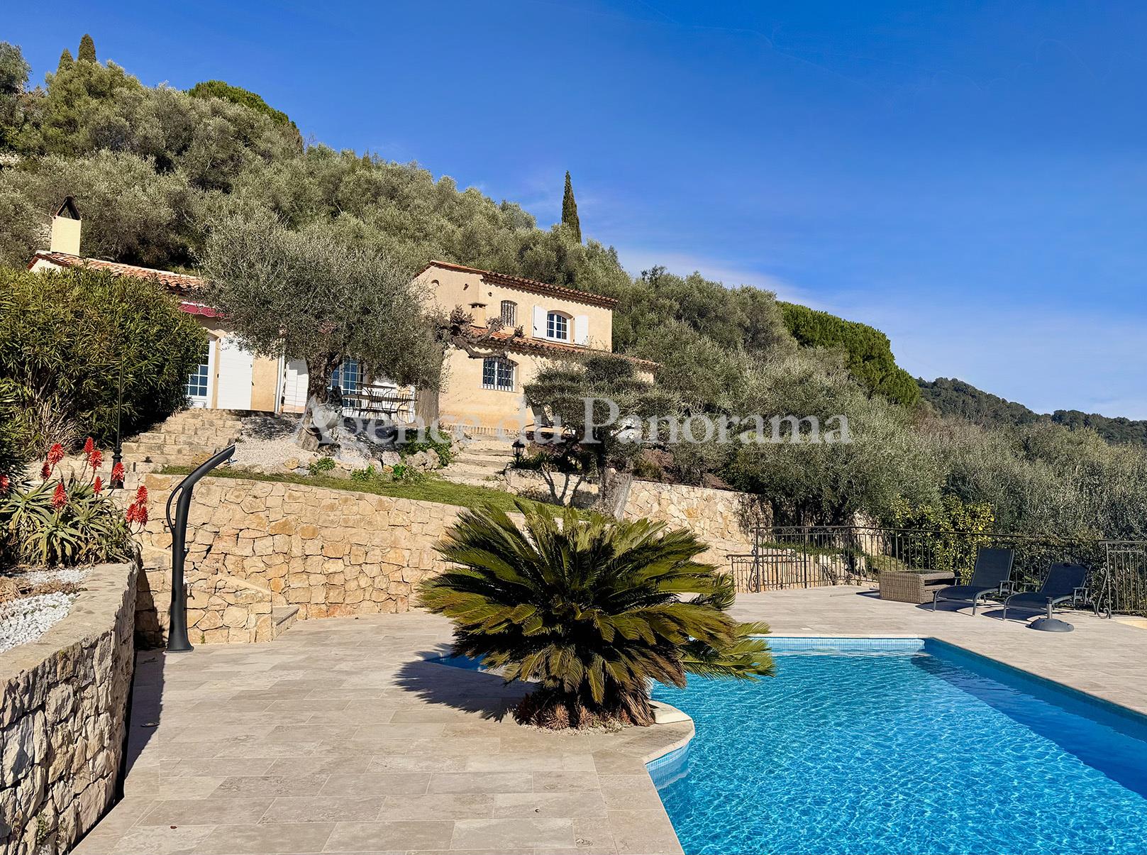 Maison à vendre, 137m², Cabris