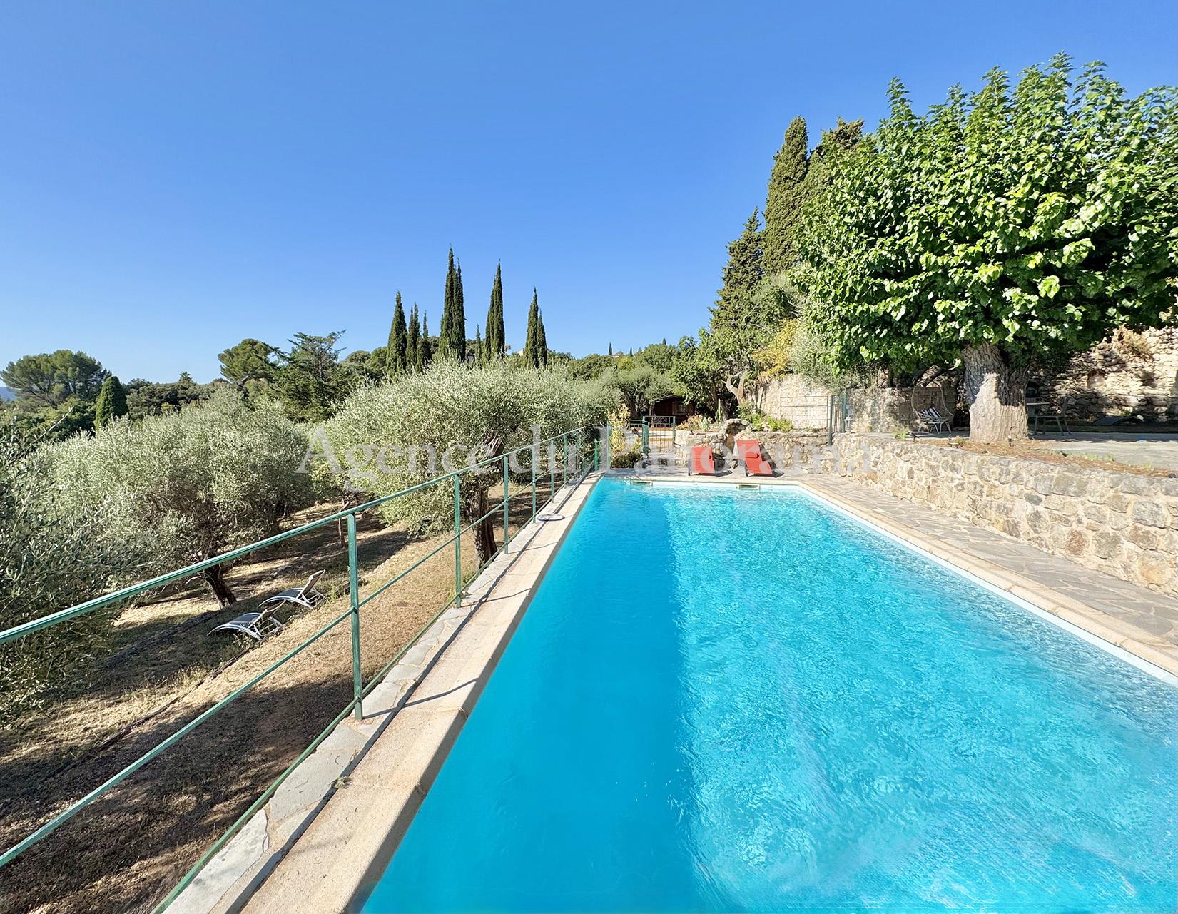 Maison à vendre, 206m², Spéracèdes