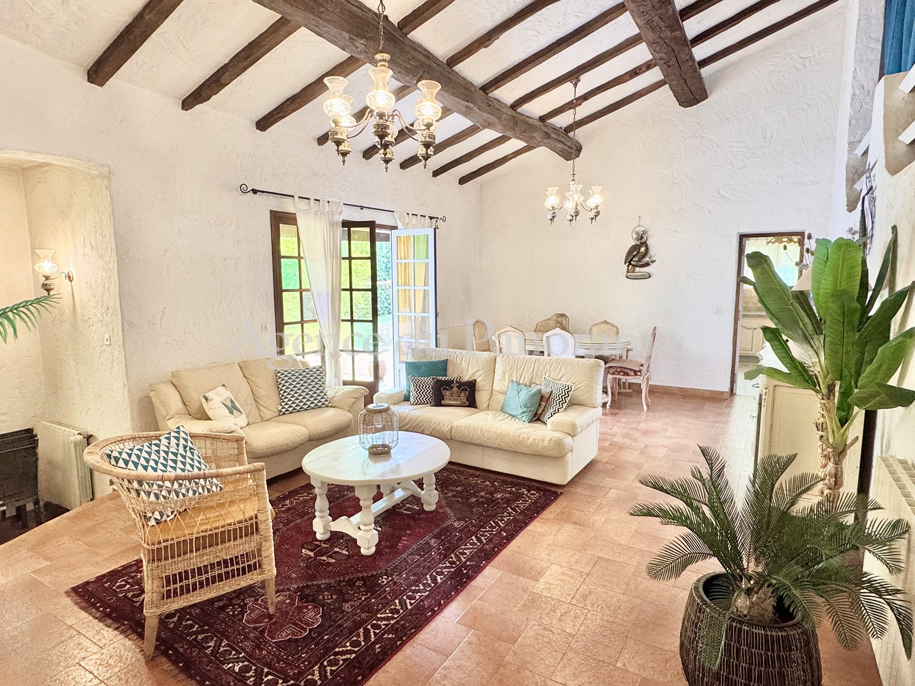 Maison à vendre, 191m², Saint-Cézaire-sur-Siagne