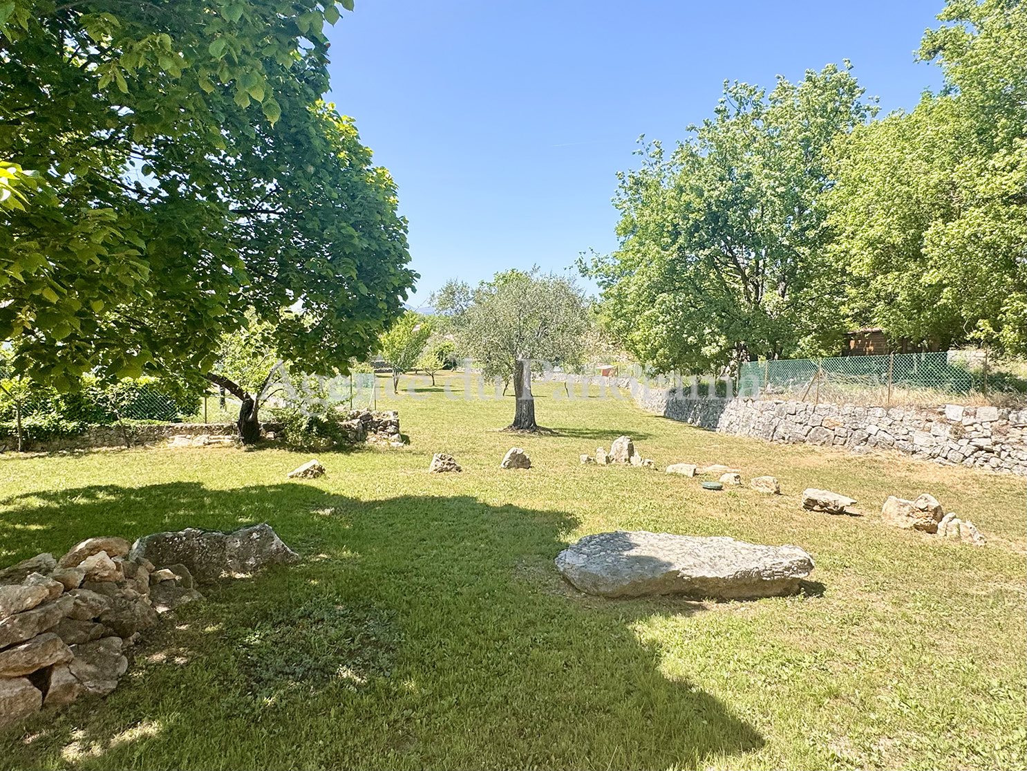 Maison à vendre, 191m², Saint-Cézaire-sur-Siagne