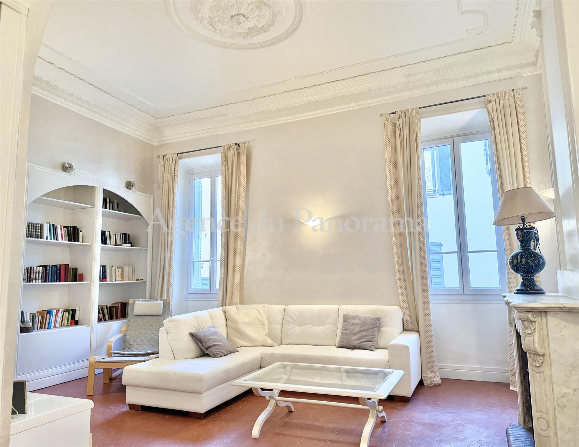 Maison à vendre, 151m², Saint-Cézaire-sur-Siagne