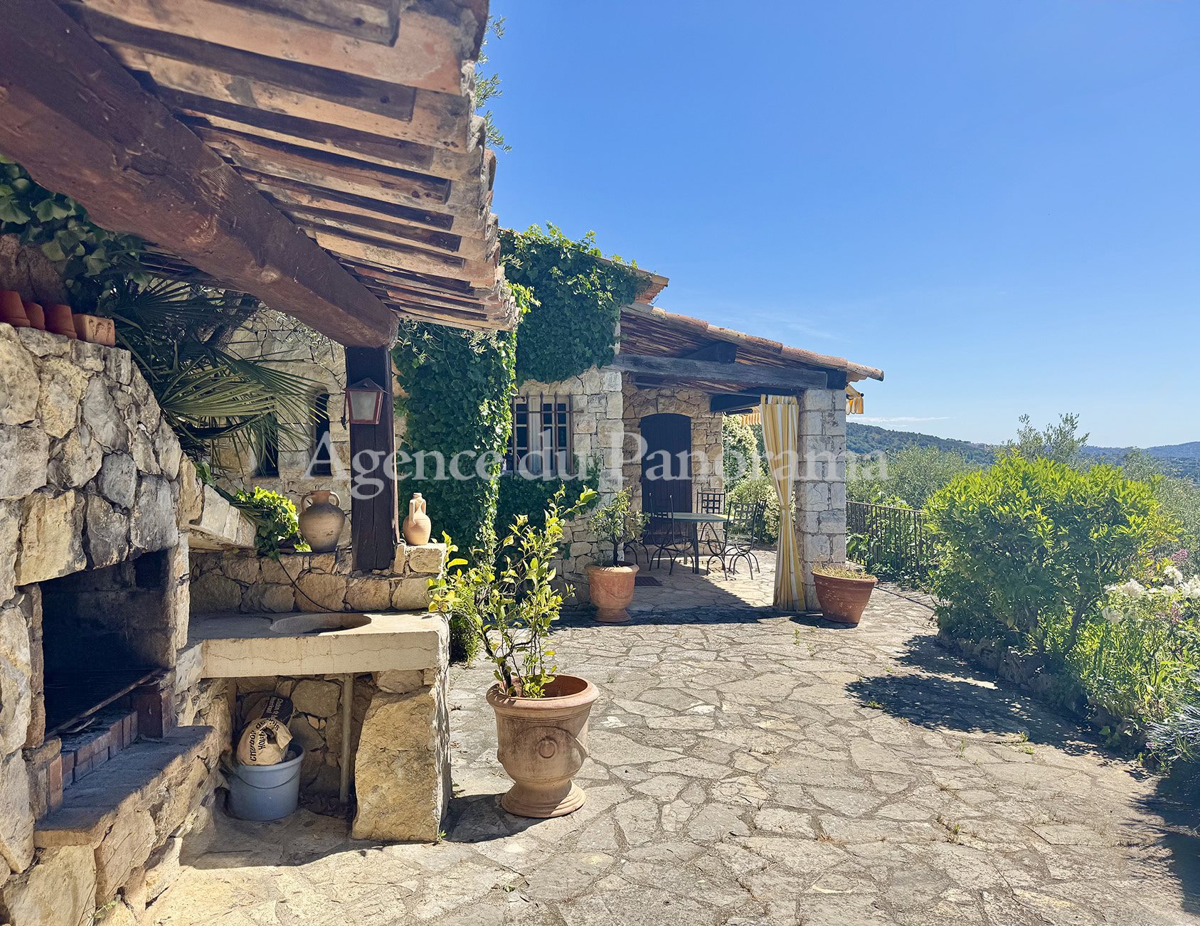 Maison à vendre, 163m², Spéracèdes