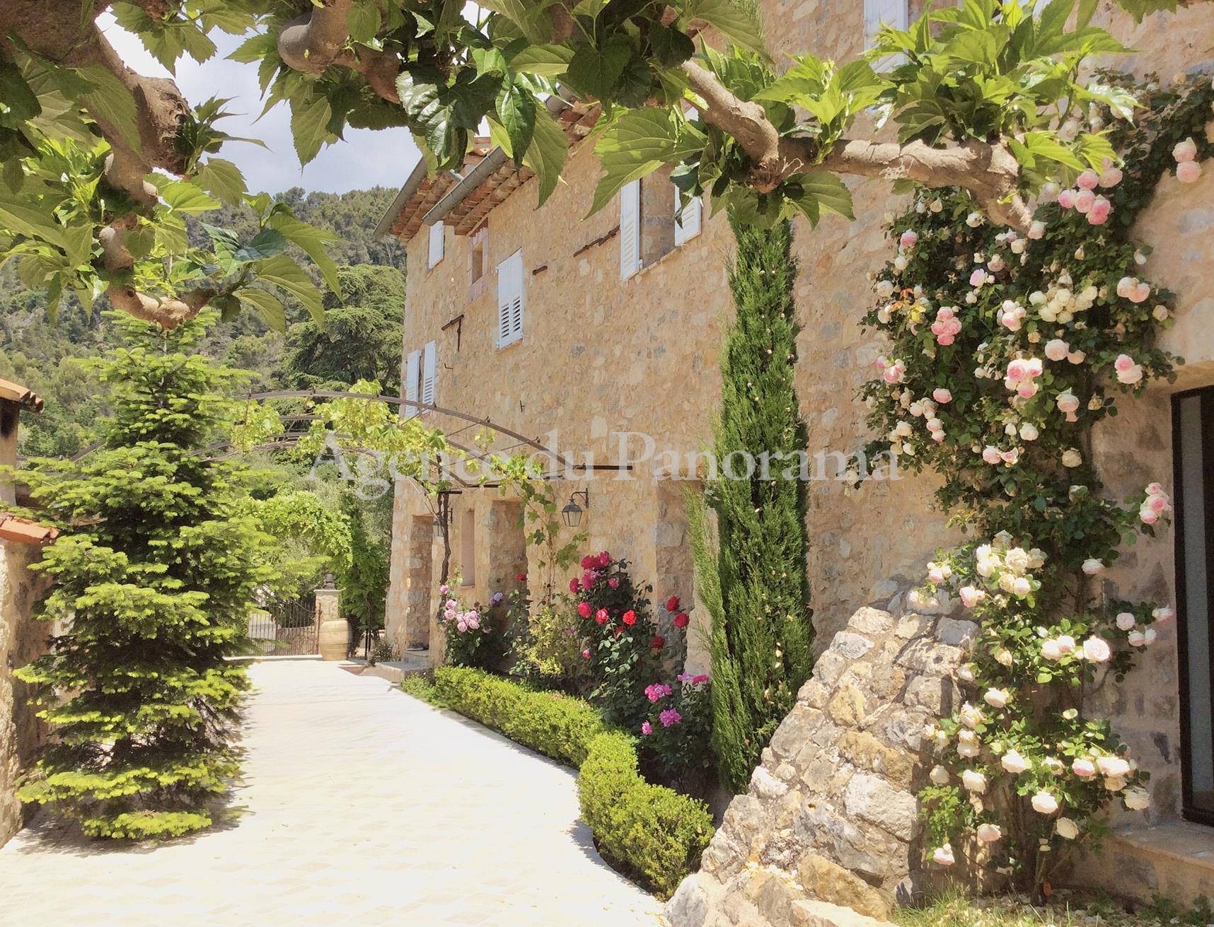 Maison à vendre, 297m², Cabris