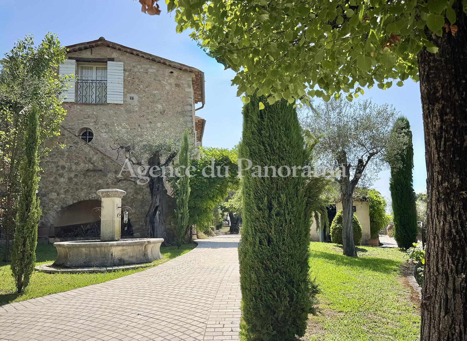 Maison à vendre, 297m², Cabris