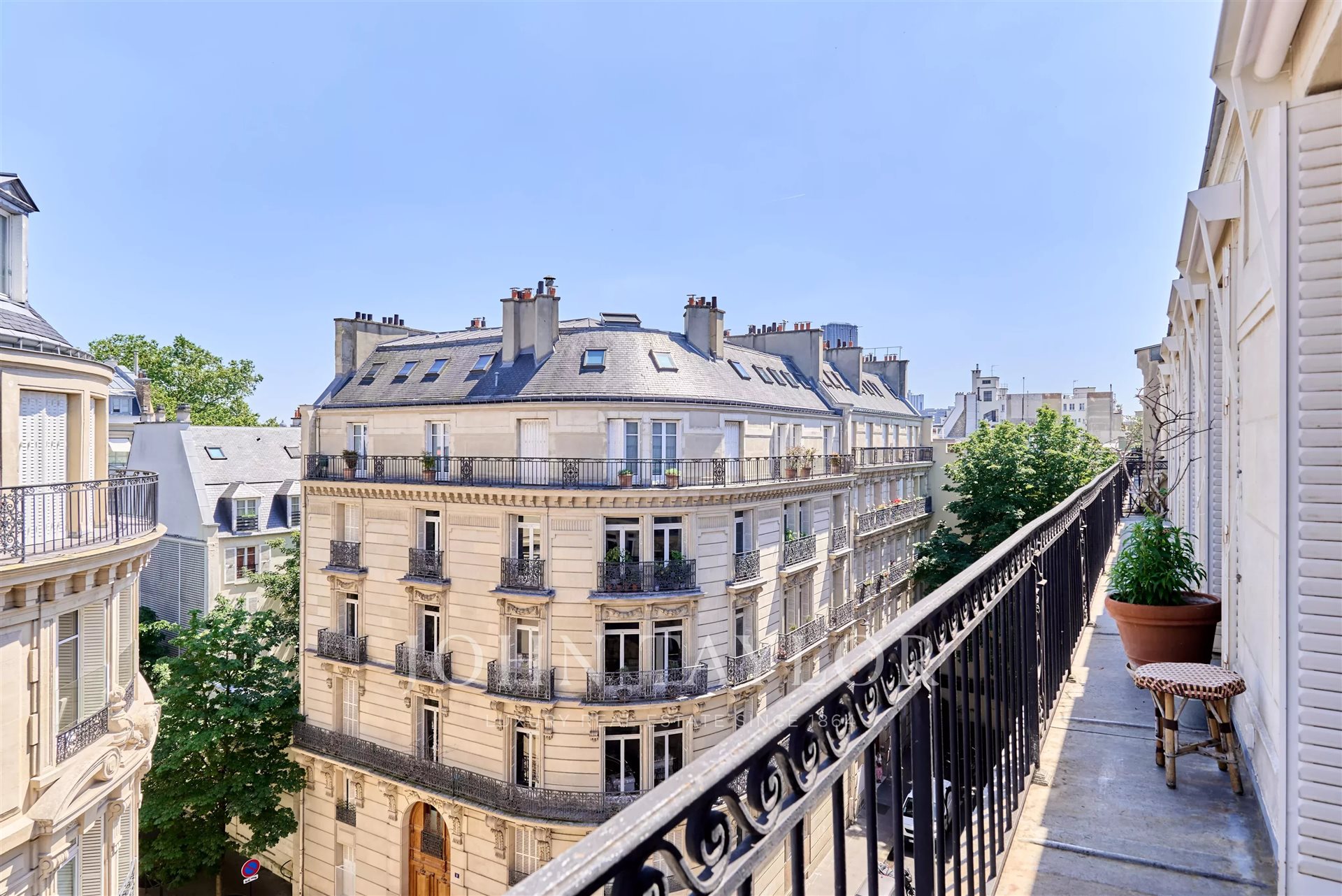 Elegant 6-Room Apartment in Paris 7th Arrondissement - Vue 3