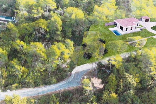 Terrain 199 m² · à Montauroux · 199 m² · 298 000 €