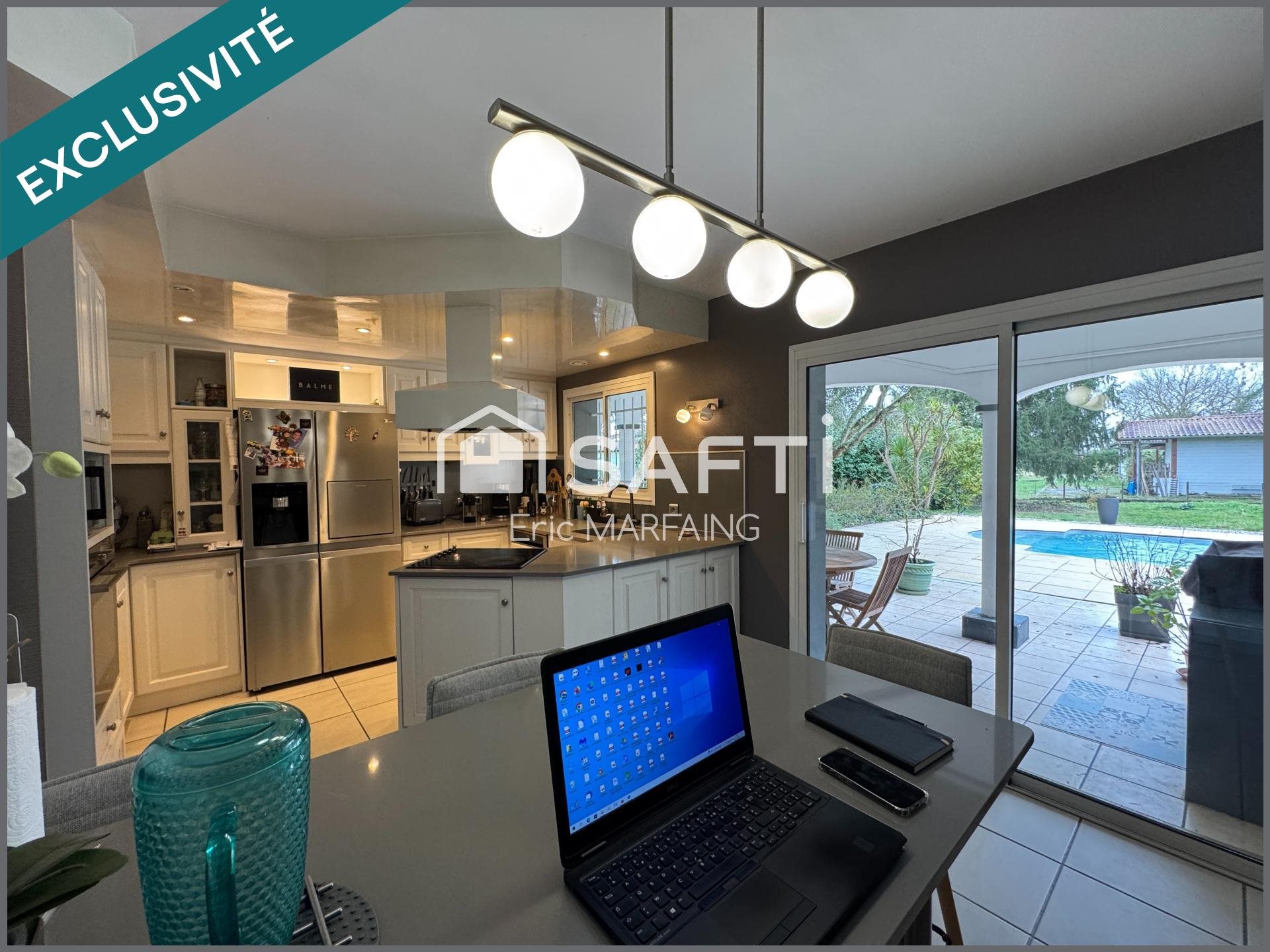 Maison à vendre, 195m², Mées