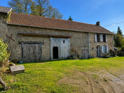 Maison 2 pièces 70 m² · à Lépinas · 70 m² · 32 500 €