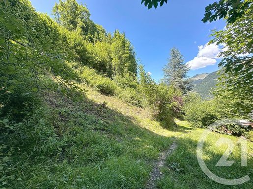 Terrain 203 m² · à La Côte-d'Arbroz · 203 m² · 255 000 €