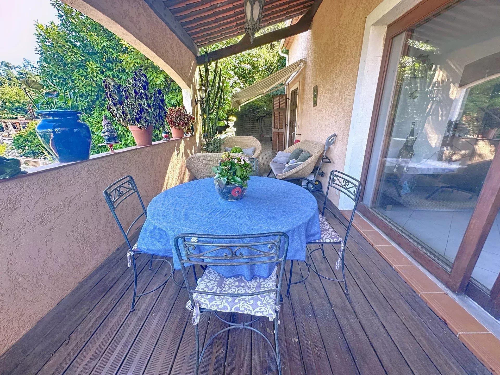 Maison à vendre, 232m², Sainte-Agnès