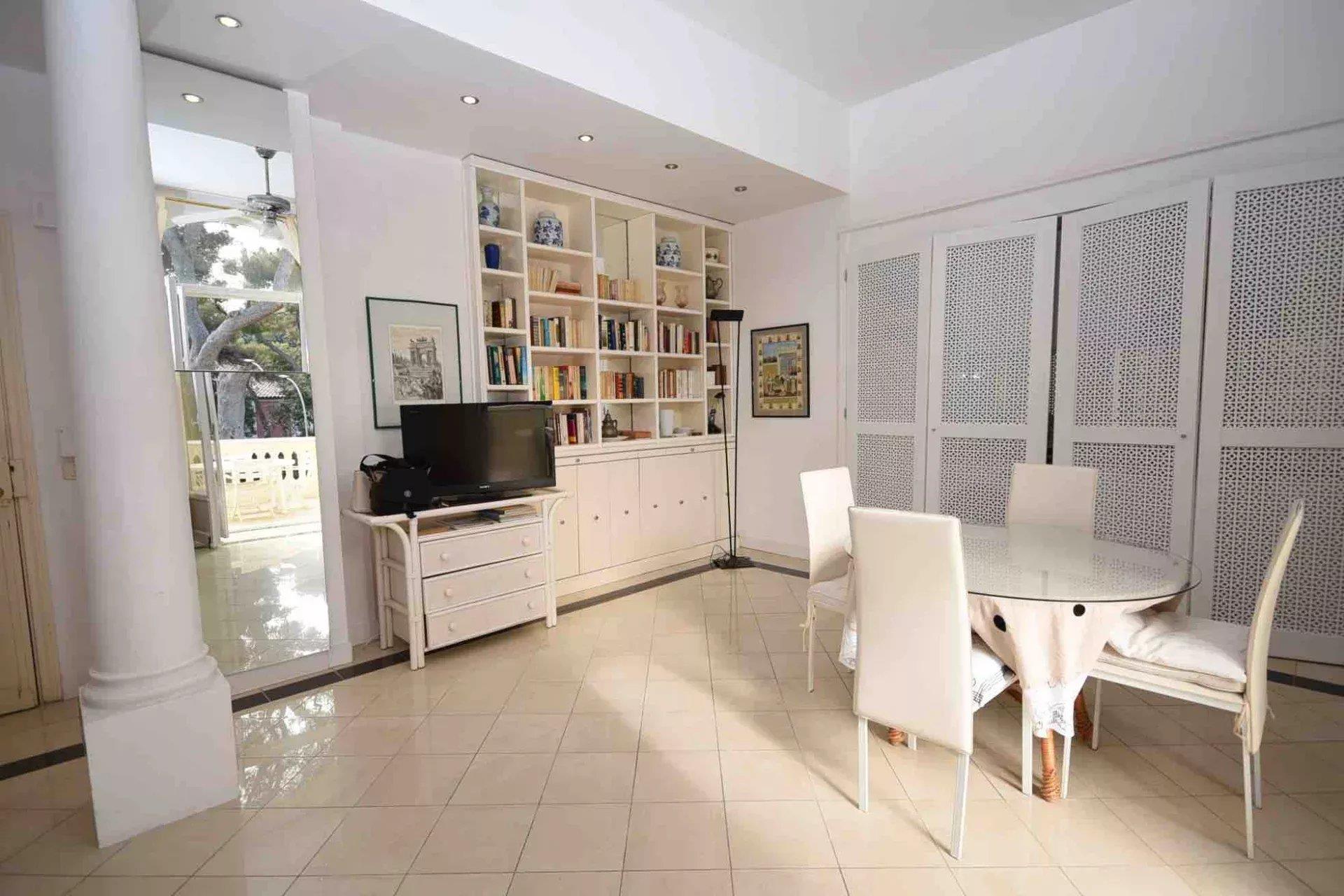 Appartement à vendre, 66m², Roquebrune-Cap-Martin