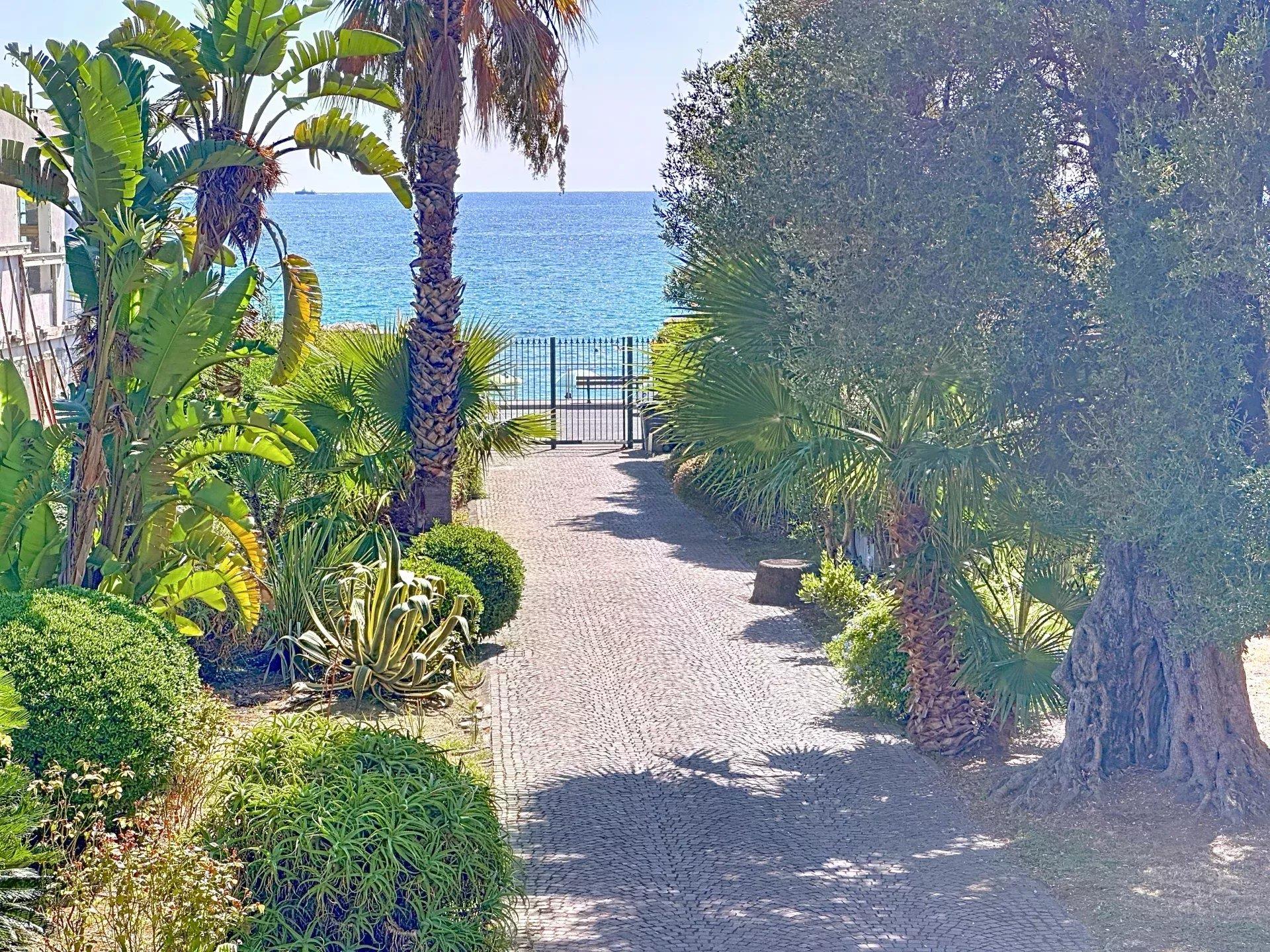 Appartement à vendre, 92m², Roquebrune-Cap-Martin