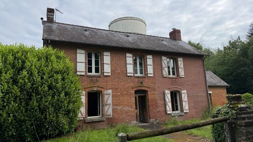 Maison 8 pièces 151 m² · à Montauban-de-Bretagne · 151 m² · 79 935 €