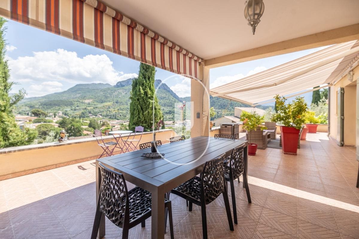 Maison à vendre, 295m², Buis-les-Baronnies