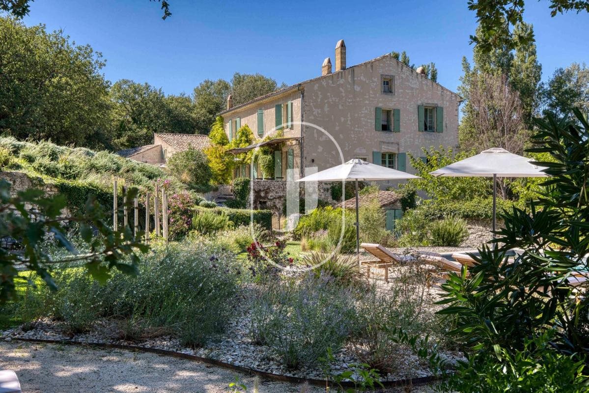 Maison à vendre, 780m², Grignan