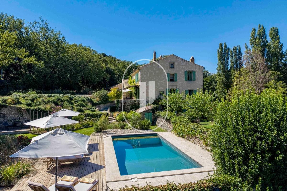 Maison à vendre, 780m², Grignan