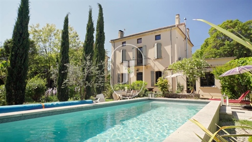 Maison 9 pièces 259 m² · à Nyons · 259 m² · 892 500 €