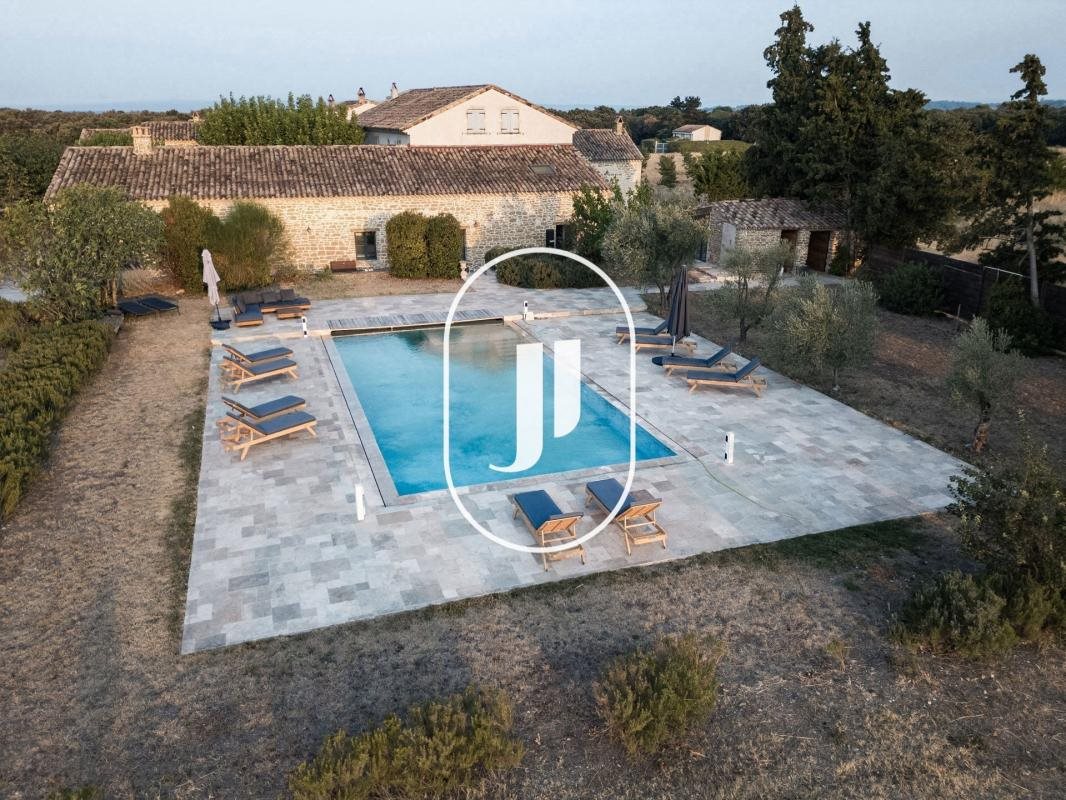 Maison à vendre, 1000m², Grignan
