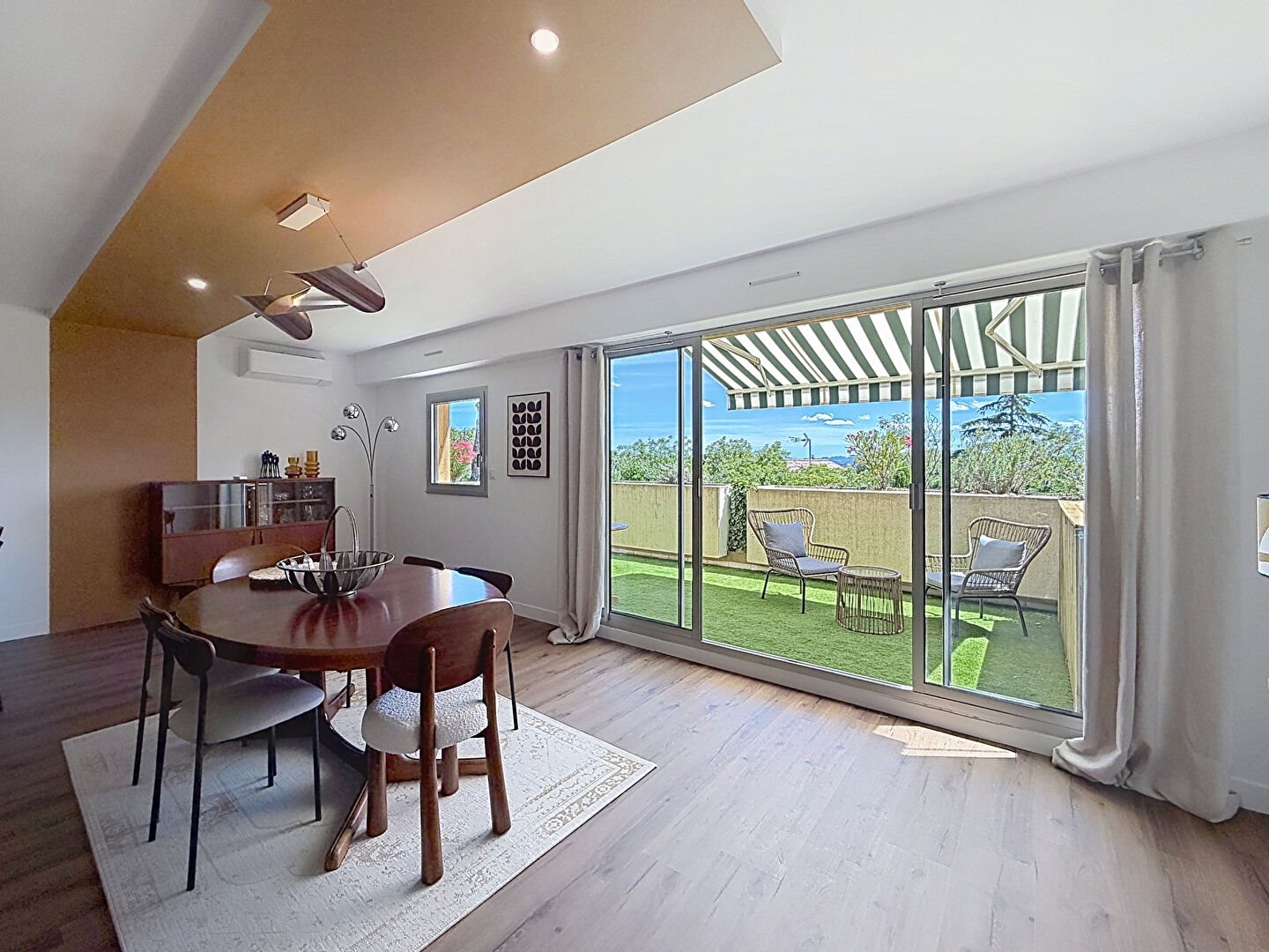 Appartement à vendre, 102m², Villeneuve-lès-Avignon