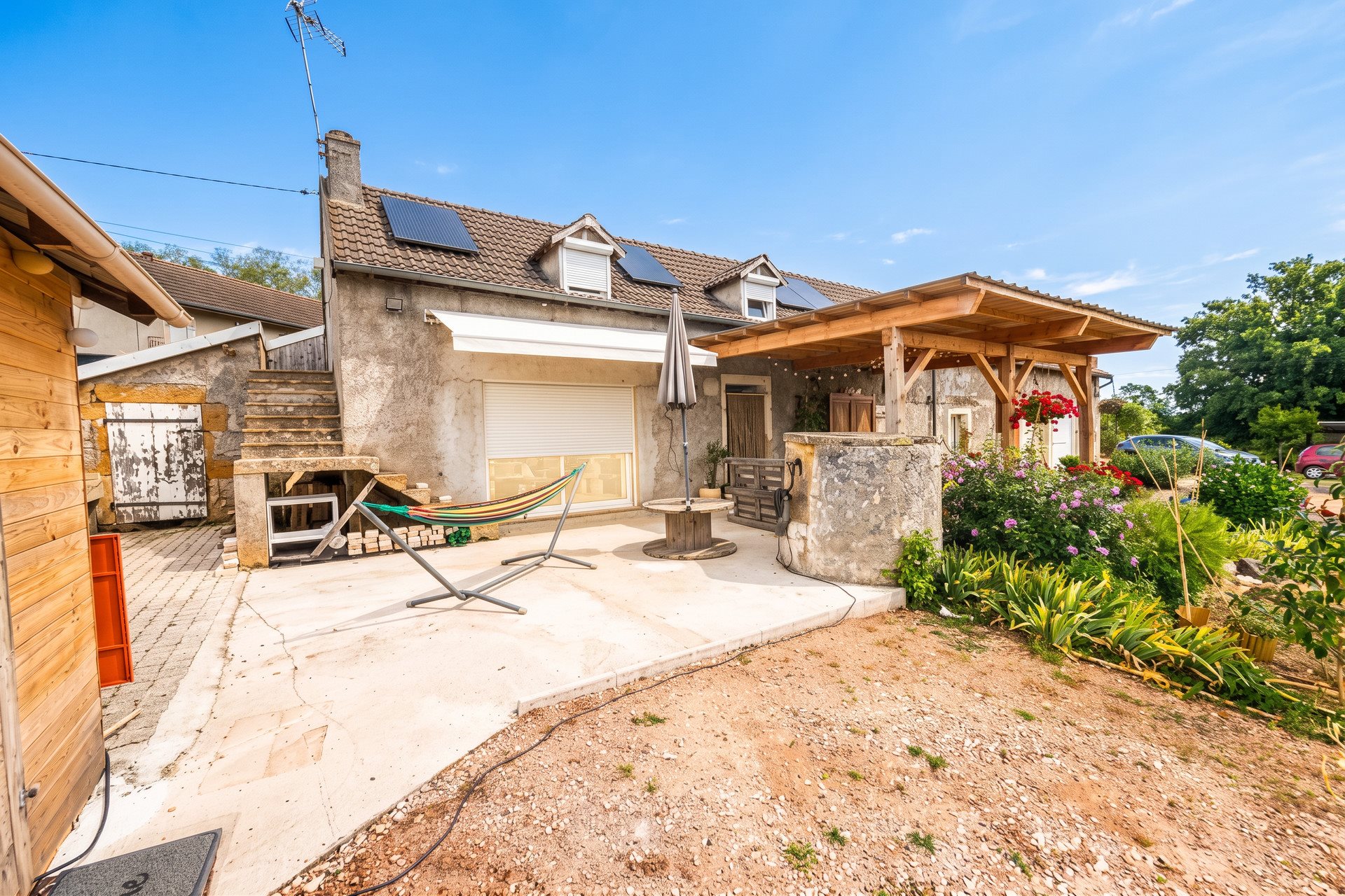 Maison à vendre, 180m², Chambilly