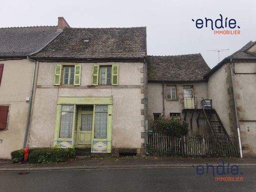 Maison 7 pièces 140 m² · à Theneuille · 140 m² · 23 500 €
